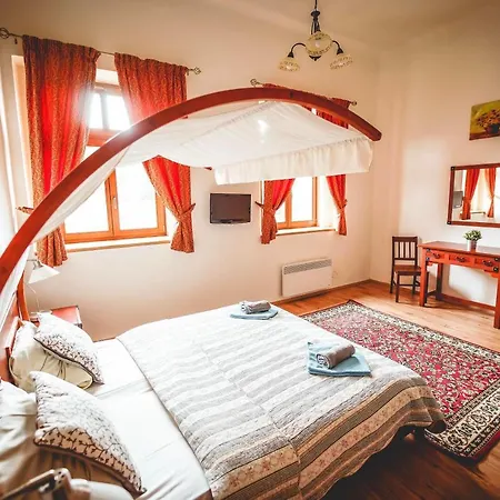 Stein Elbogen Guest house Loket
